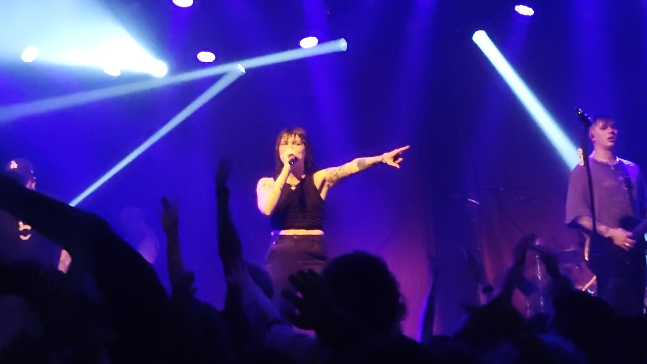Hot Milk (Live @ Melkweg Amsterdam, Netherlands) 11-02-2026
