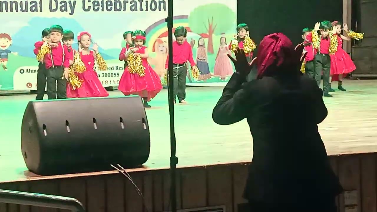 Tamatar Bade majedar Dance