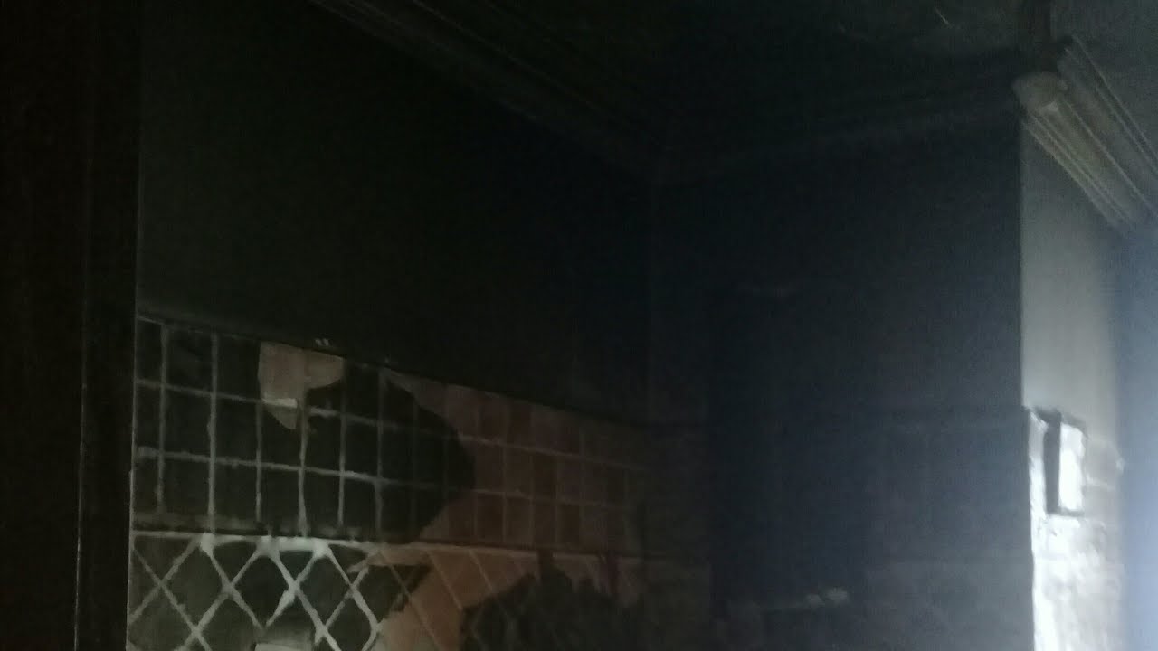 صور من مخلفات النيران بالمطبخ(قبل وبعد)