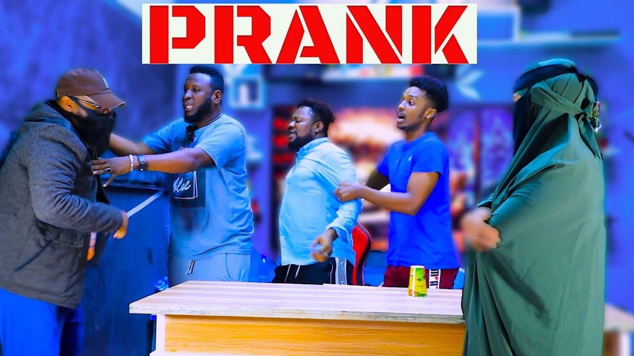 PRANK DAGAAL AH: IDIRISKA IITAABO OO GABAR LA DAGAASHAY & KABTAN BAARA OO XANAAQ LA CELIN WAAYEY