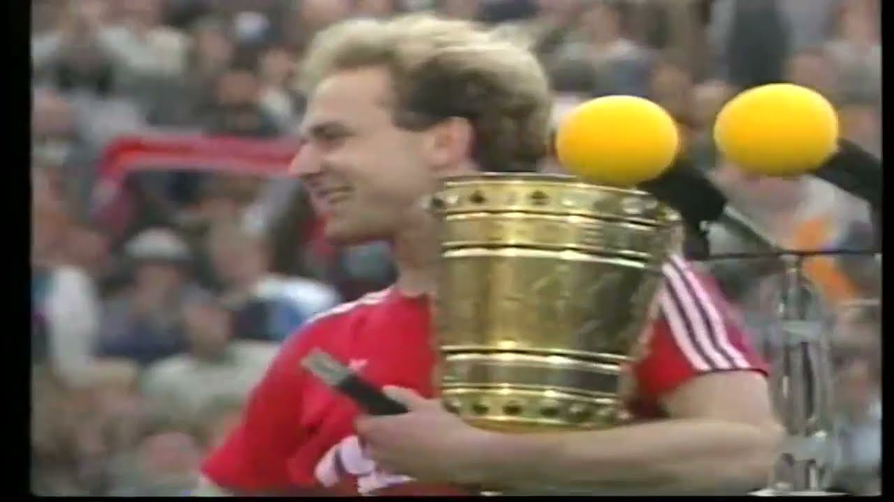 1983-1984 Bayern Munchen - Borussia Monchengladbach 1-1 Seria de penalty-uri