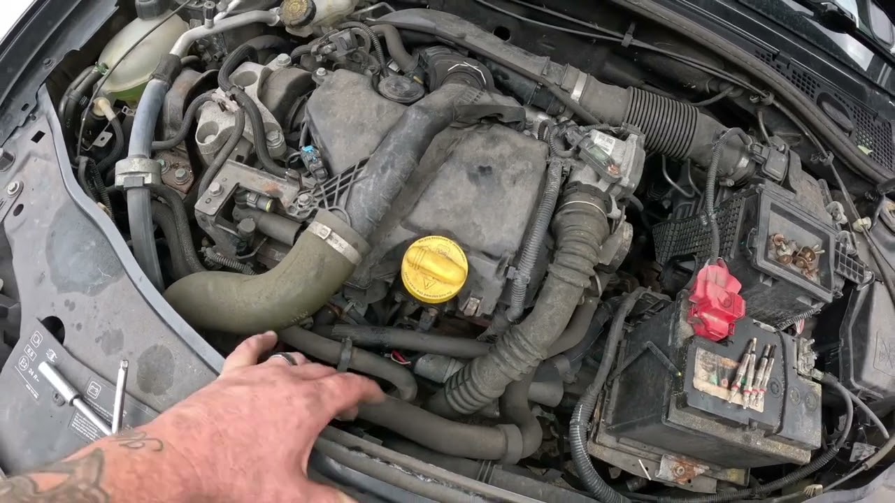 Dacia duster full service and glow plugs and number 2 injector plus a new battery