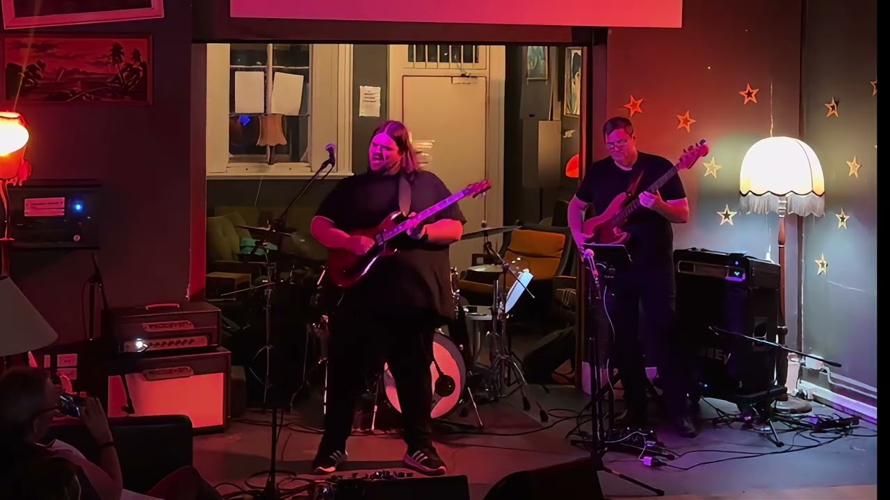 Stefan Hauk slow blues guitar solo live in Geelong (2025)