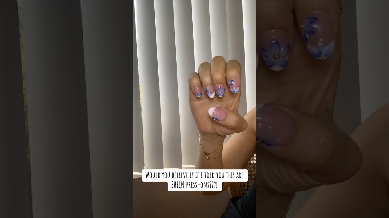 As a mom of 4, my time is very limited. Press ons are my way to go! #pressonnails #nails #sahm 💅😍