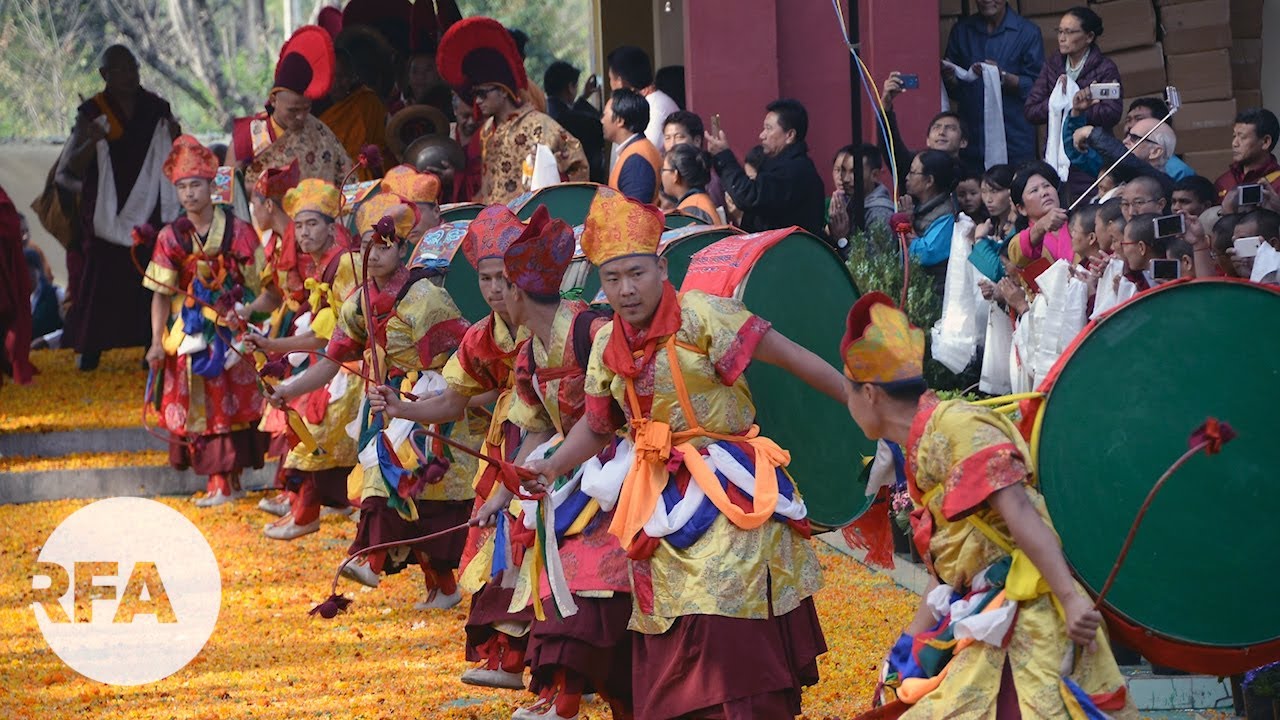 གར་འཆམ་དར་ཚུལ། Tibetan Buddhist Lama Dance