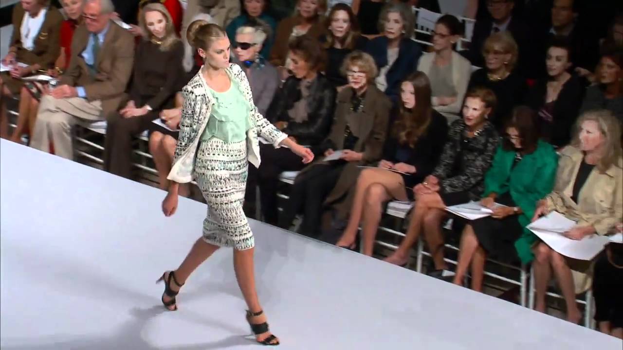 Oscar De La Renta Spring 2011 Runway Show Part 1