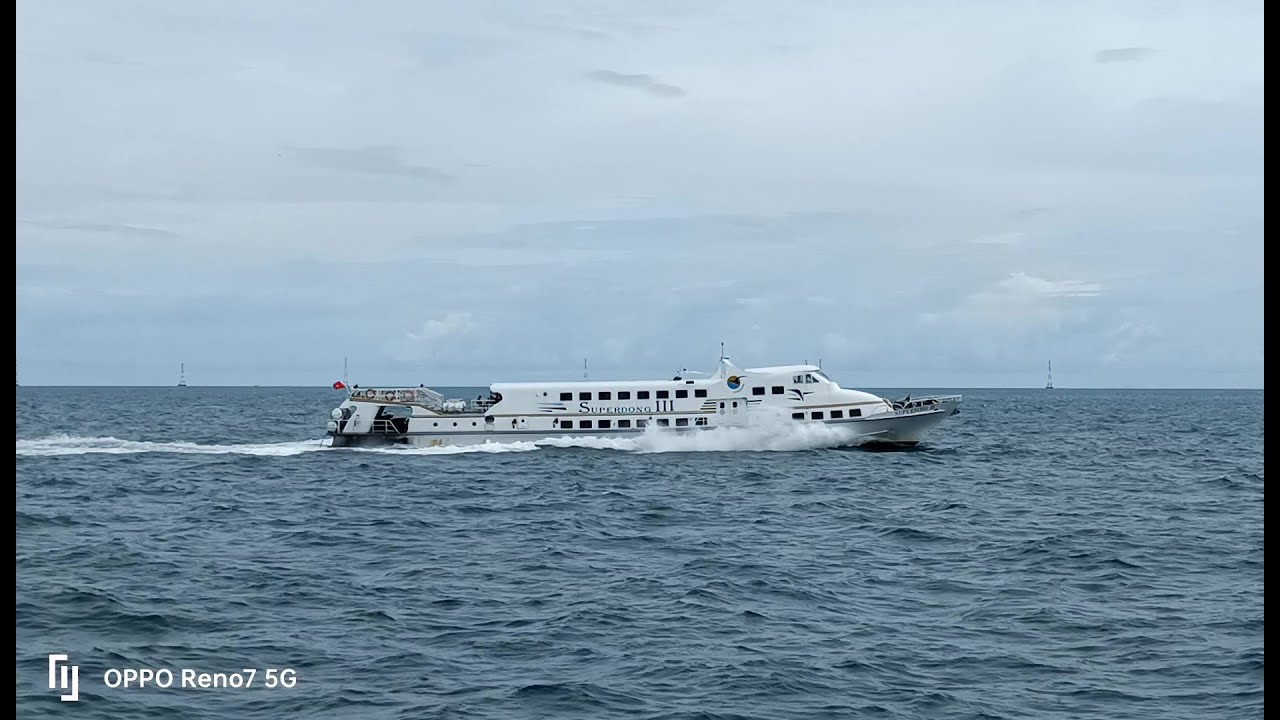Ha Tien, Ben Pha Thanh Thoi. Vuot Bien cung Tau Cao Toc. SuperDong.crosses Ocean tp Phu Quoc Island.