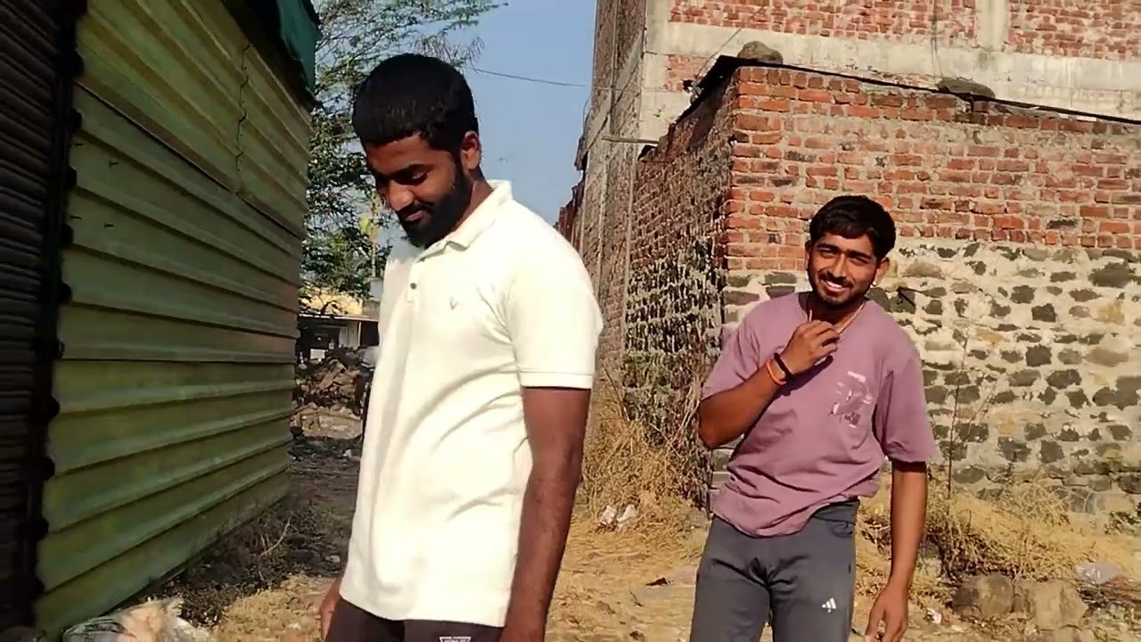 ऋषी चा चप्पल नेमकं कोण केलं गायप 🤩 #trendingshort #viralvlogs 