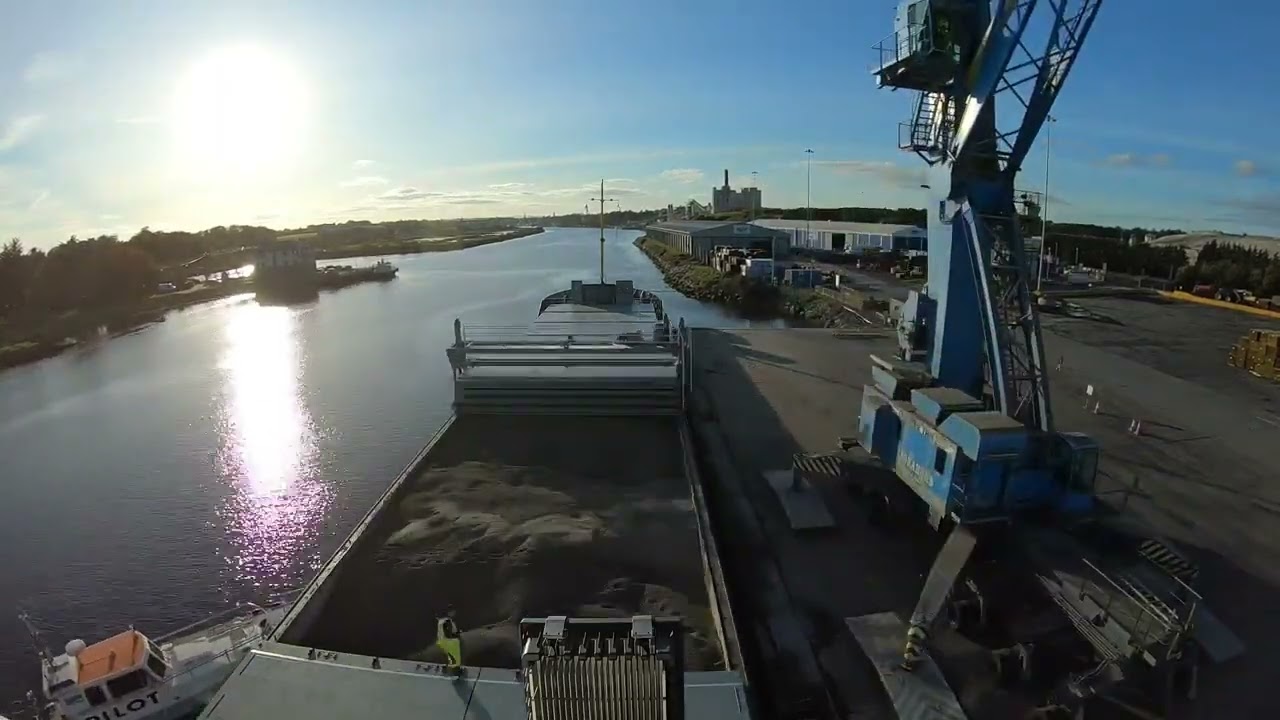 MV Ostborg arriving To Drogheda Port