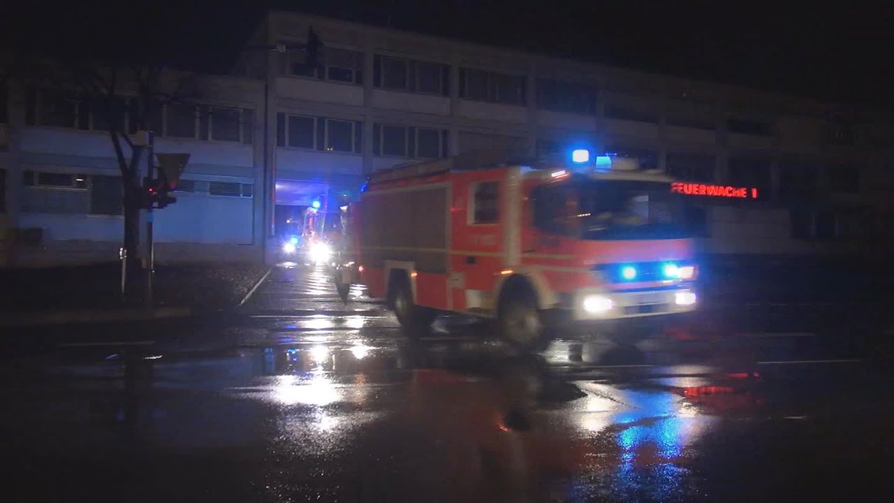 Zusammenschnitt 02.01 - 04-01.2015 BF + Rettungsdienst + Polizei Bonn + Siegburg