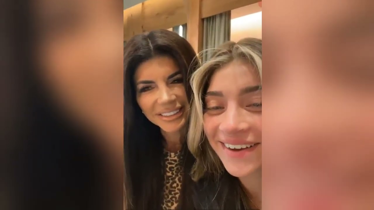 Teresa, Gia & Gabriella Go Shopping