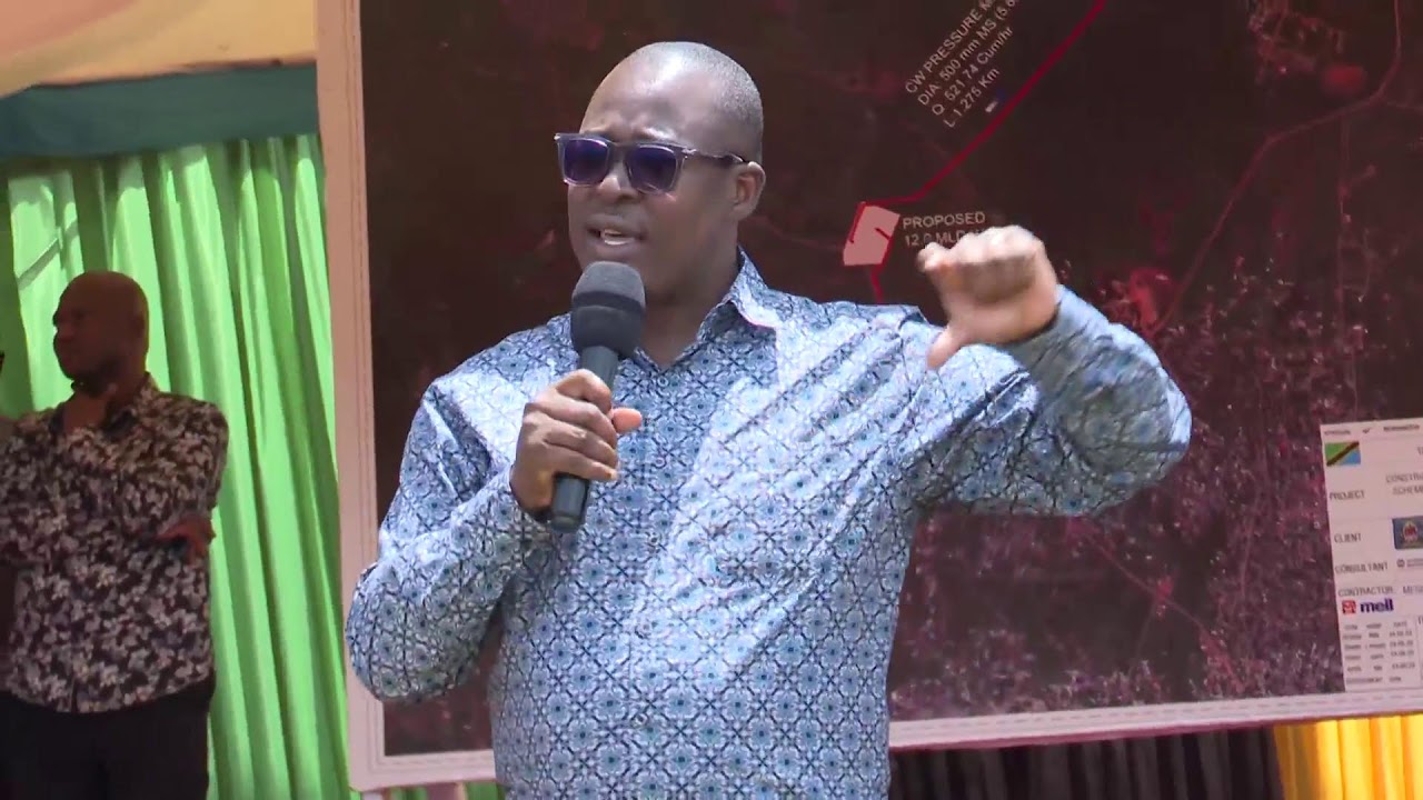 WAZIRI MKUU ANAWEKA JIWE LA MSINGI LA  MRADI WA MAJI WA MIJI 28-SHANWE