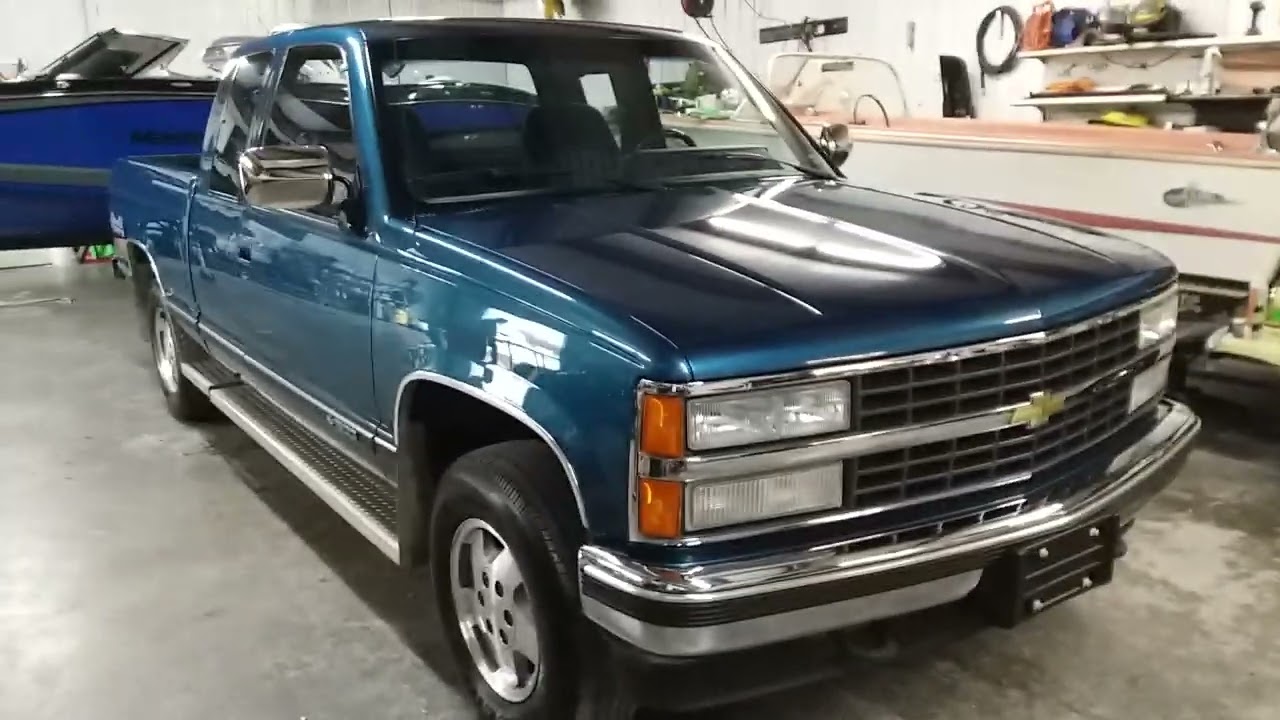 1992 Chevrolet Silverado 4x4: FOR SALE: Blue, 53k actual miles: #GodGivenTalent #AutoMagic #Mirror