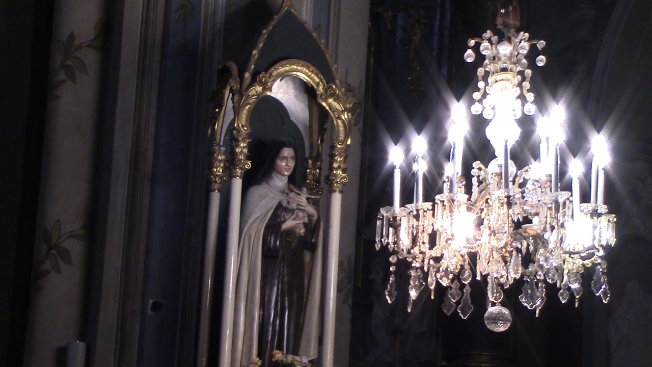 Catholic Cathedral and Virgin Mary in Lviv, Ukraine. Beauty of Lviv, Ukraine .