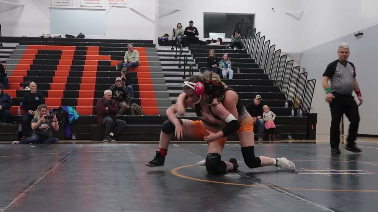 120 - Sarah Chatriand vs. Lindsay Eubank | Continental Divide (Salmon)