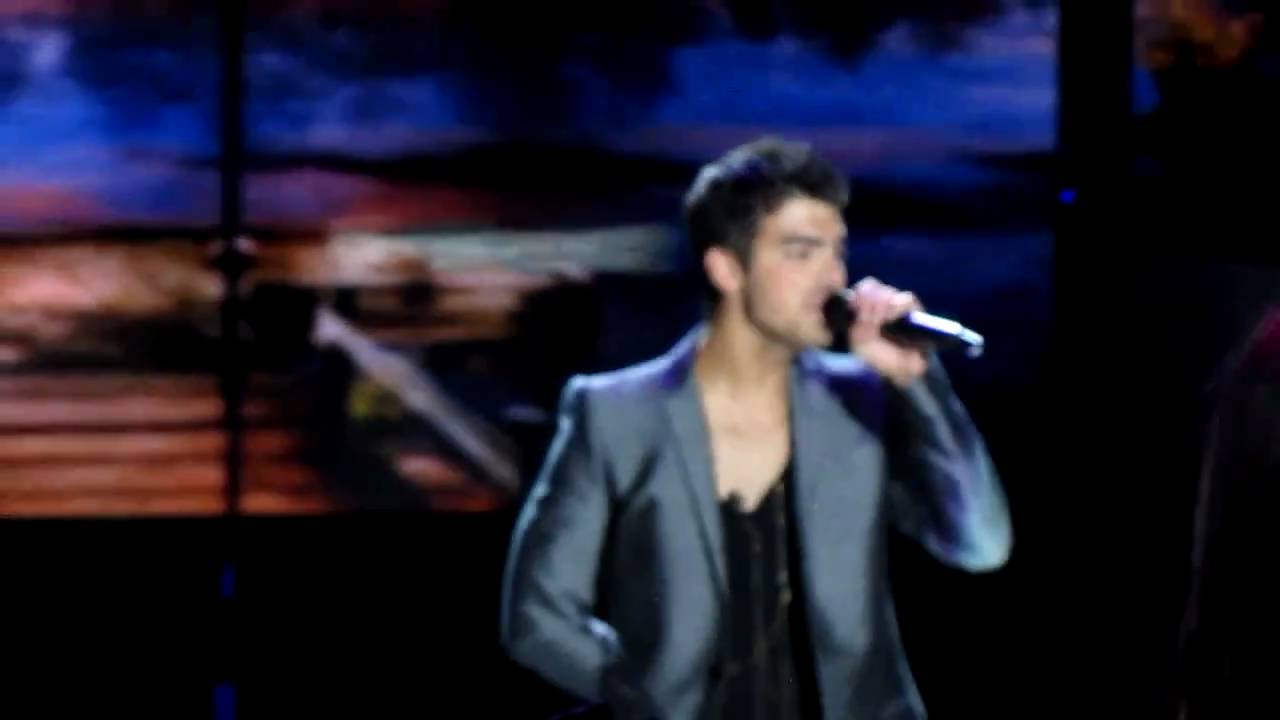 Gotta Find You / This Is Me - Joe Jonas - Demi Lovato - Jonas Brothers - Mountain View, CA