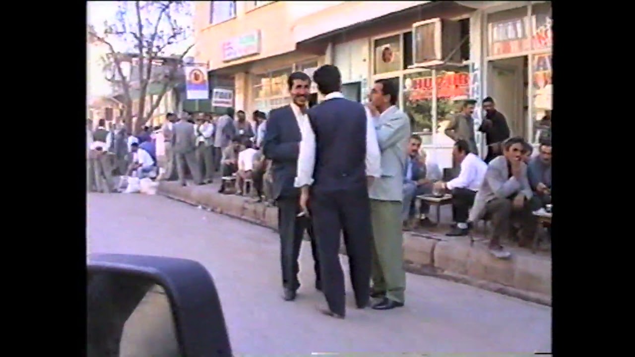 SİİRT 'TEN BİR NOSTALJİ 90 YILLARDA AYDINLAR CADDESİ