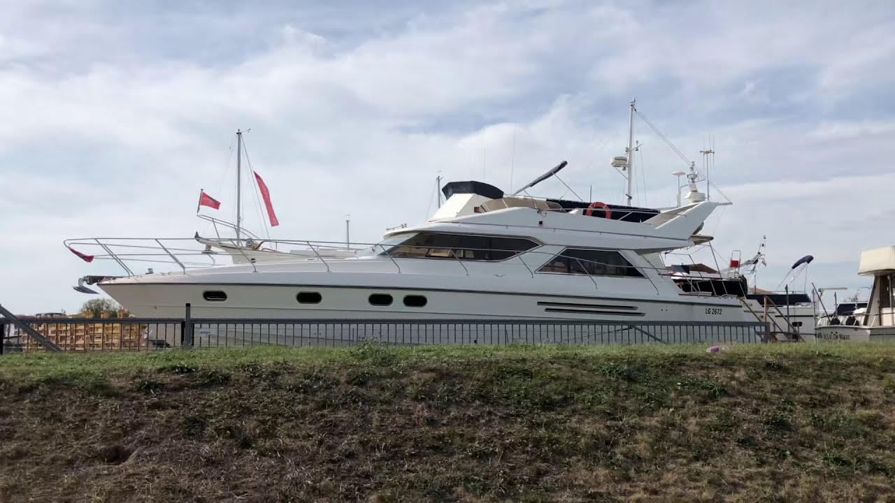 Maasplassen Roermond Maasbracht/NL BOAT & Bike