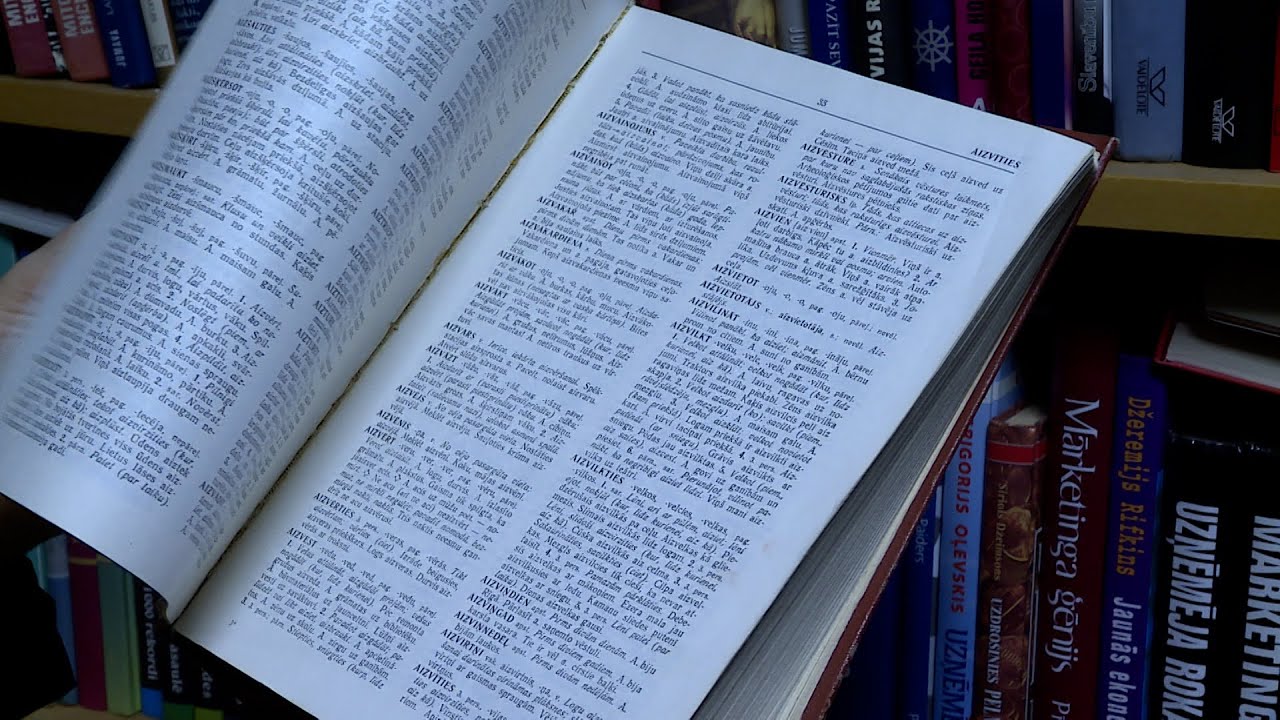 Kāpēc tiek apšaubīta latviešu valodas un literatūras skolotāju valodas prasme?