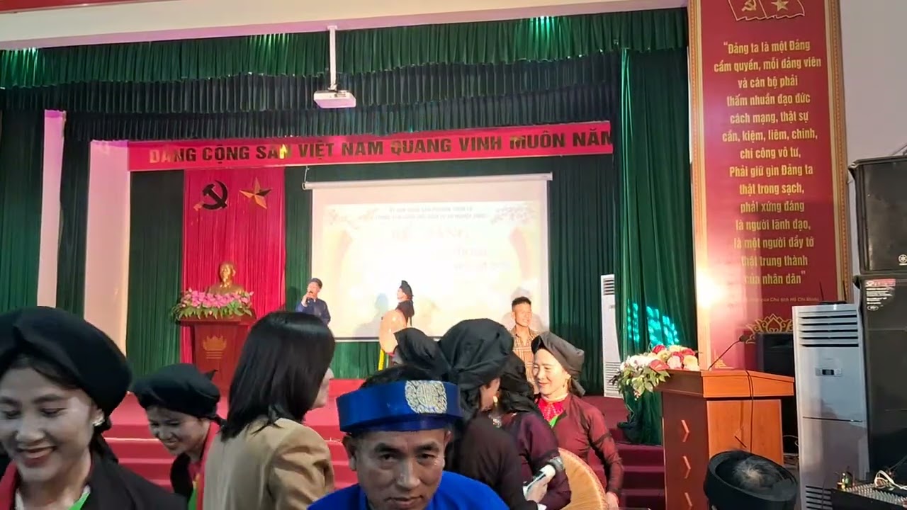 Bế mạc lớp dạy hát quan họ Bắc Ninh, phường Trạm Lộ 