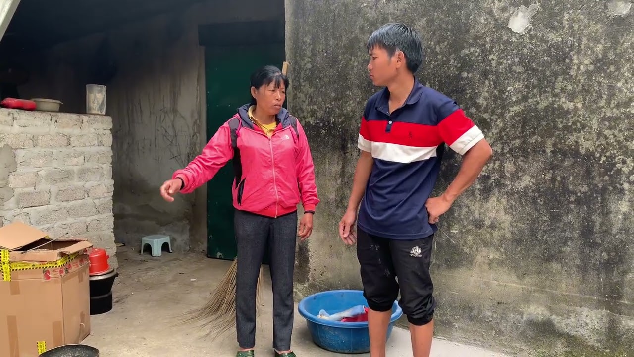 Quá hay thắng làm thế là đúng.Tôi nhịn thì bà lấn tới.lần này ba tự làm thì tự chịu đi 