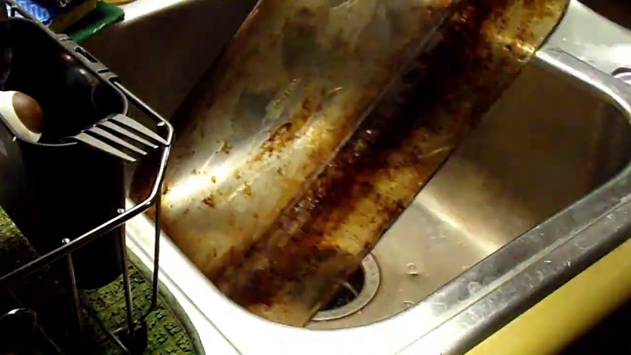 DIY How to Clean your Burnt Glass Pan- Kitchen Hack