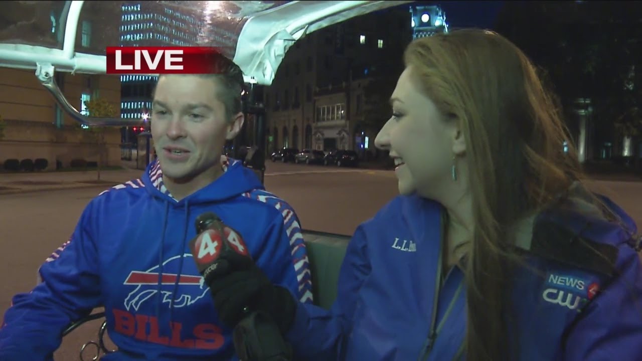 Riding around Niagara Square