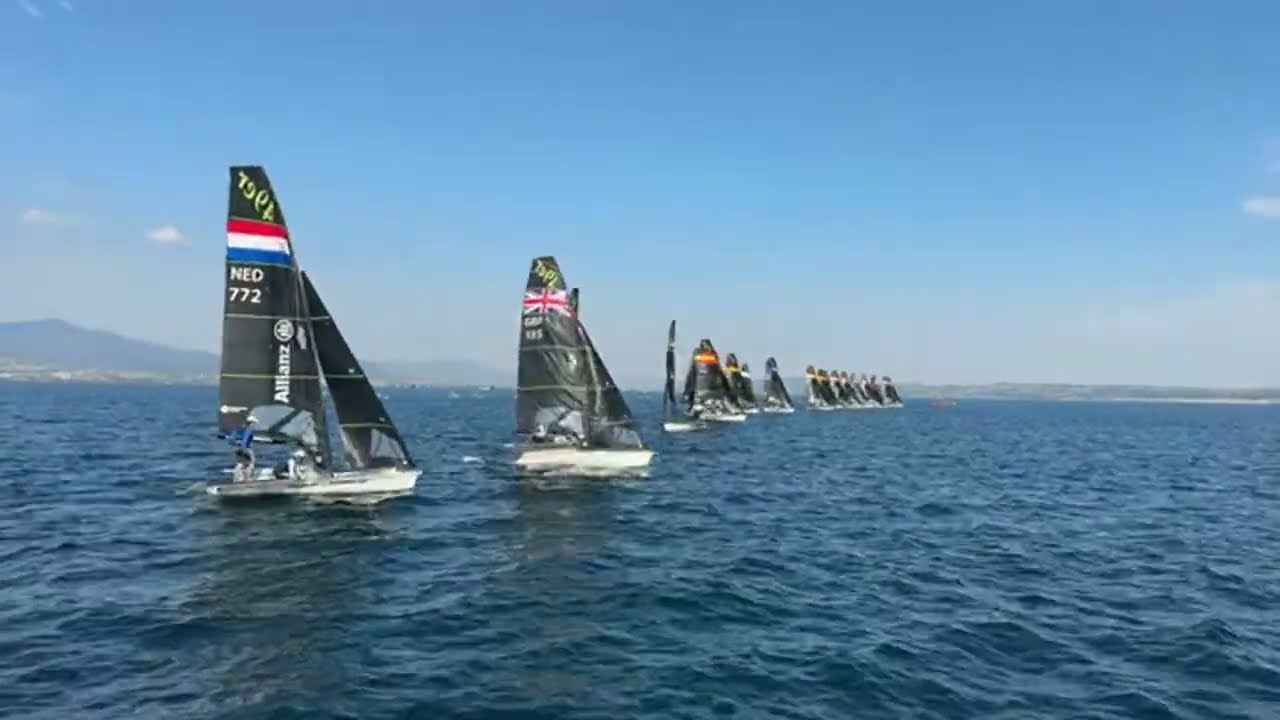 Race 5, 49er yellow fleet starting line