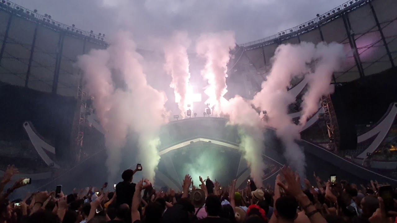 Martin Garrix - High On Life @Carnaval do bem 23/02/20