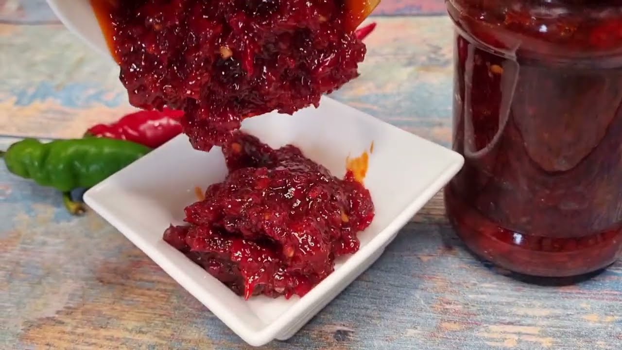 CUM SE FACE cea mai GUSTOASA DULCEATA de ARDEI IUTE/ДЖЕМ из ОСТРОГО ПЕРЦА ЧИЛИ/ CHILLI SOUCE RECIPE!