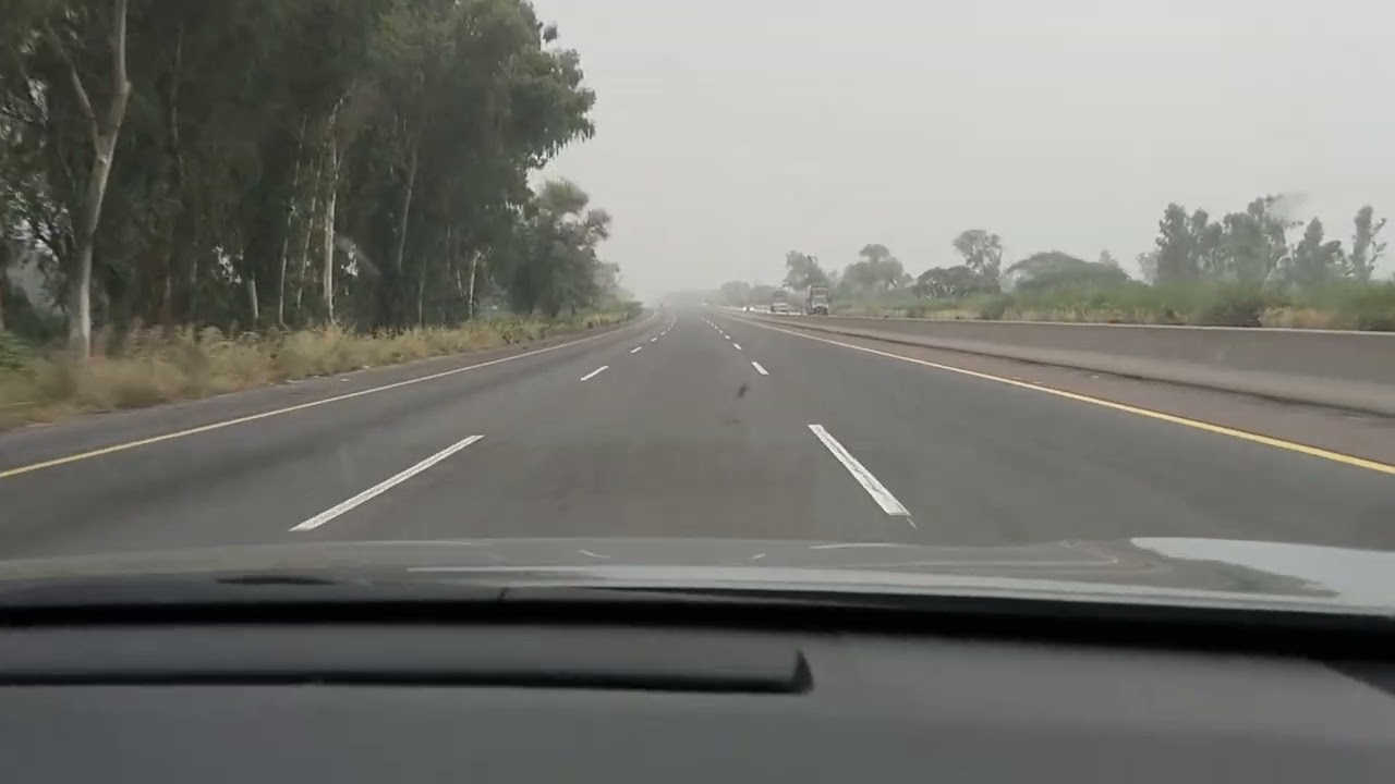 Travel from Lahore to Islamabad