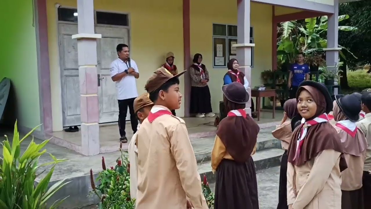 Membentuk Karakter Tangguh Melalui Pramuka SDN 003 Bukit Padi