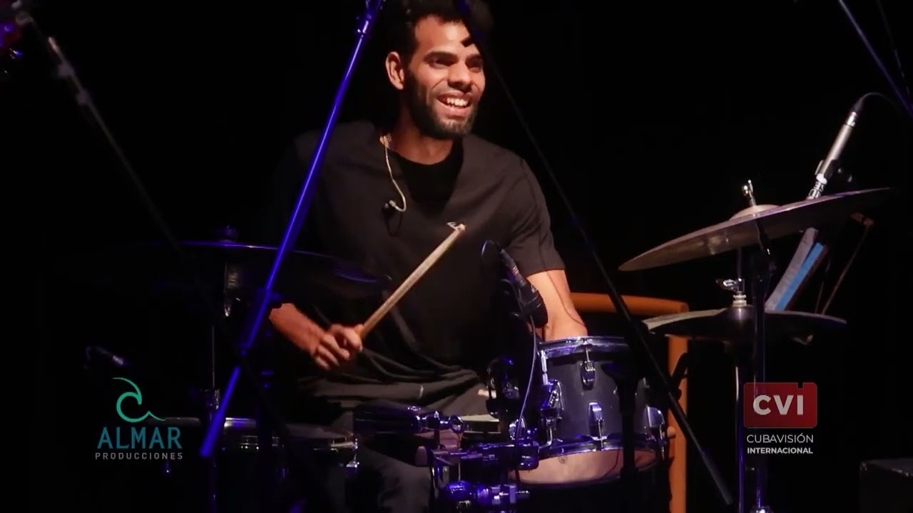 Orlando “Maraca“ Valle, César Peredo y Rodrigo Sosa. “Obsesión“ .Tributo a Dave Valentin .