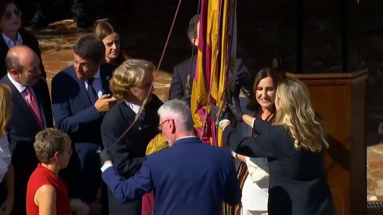 Baixada Real Senyera Ajuntament de València