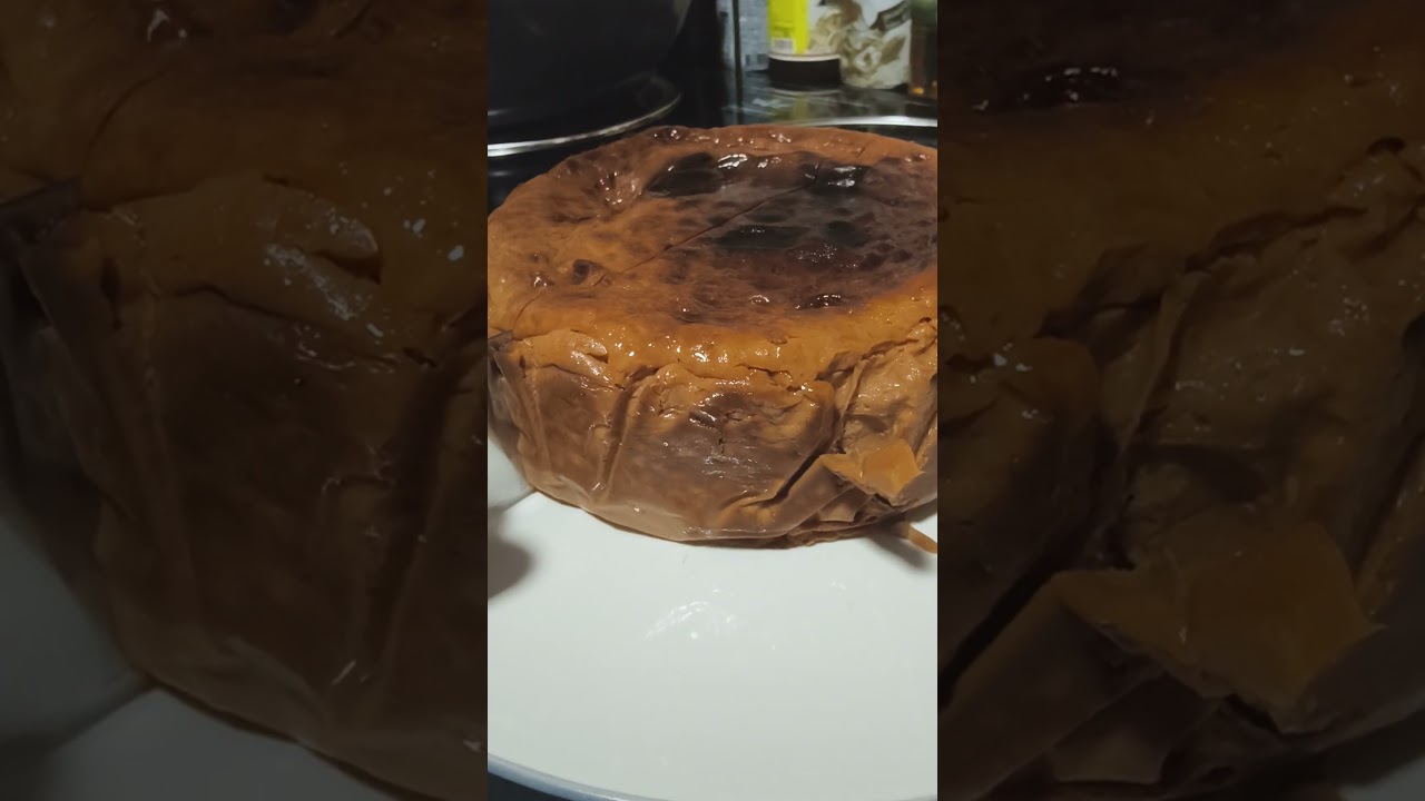 Cheesecake cutting #food #dessert #cheesecake #thaimilktea