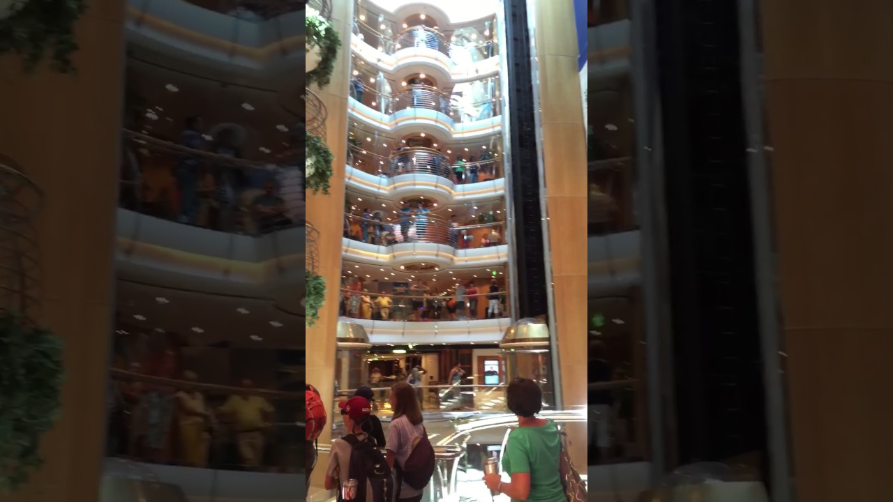 Royal Caribbean Freedom of the Seas Promenade