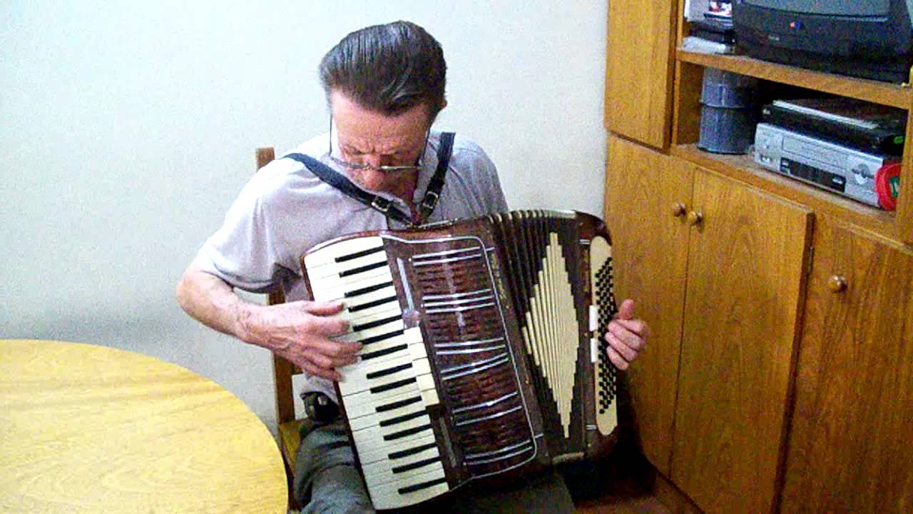 EDUARDO MINETTI - ACORDEON (MIS HARAPOS)