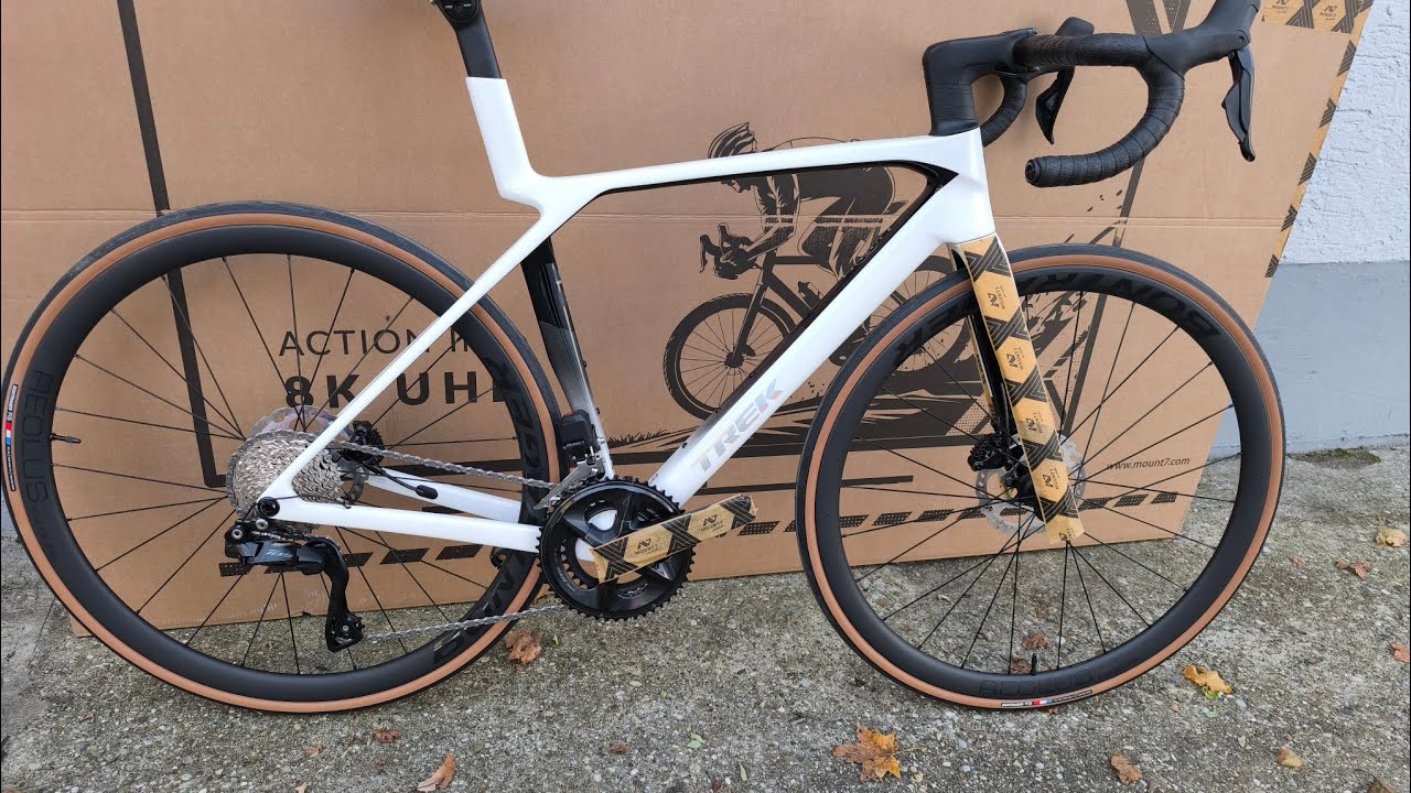 Dzień zakupu nowego roweru. Anboxing. Trek madone SL6, szosa karbonowa z kołami karbonowymi.