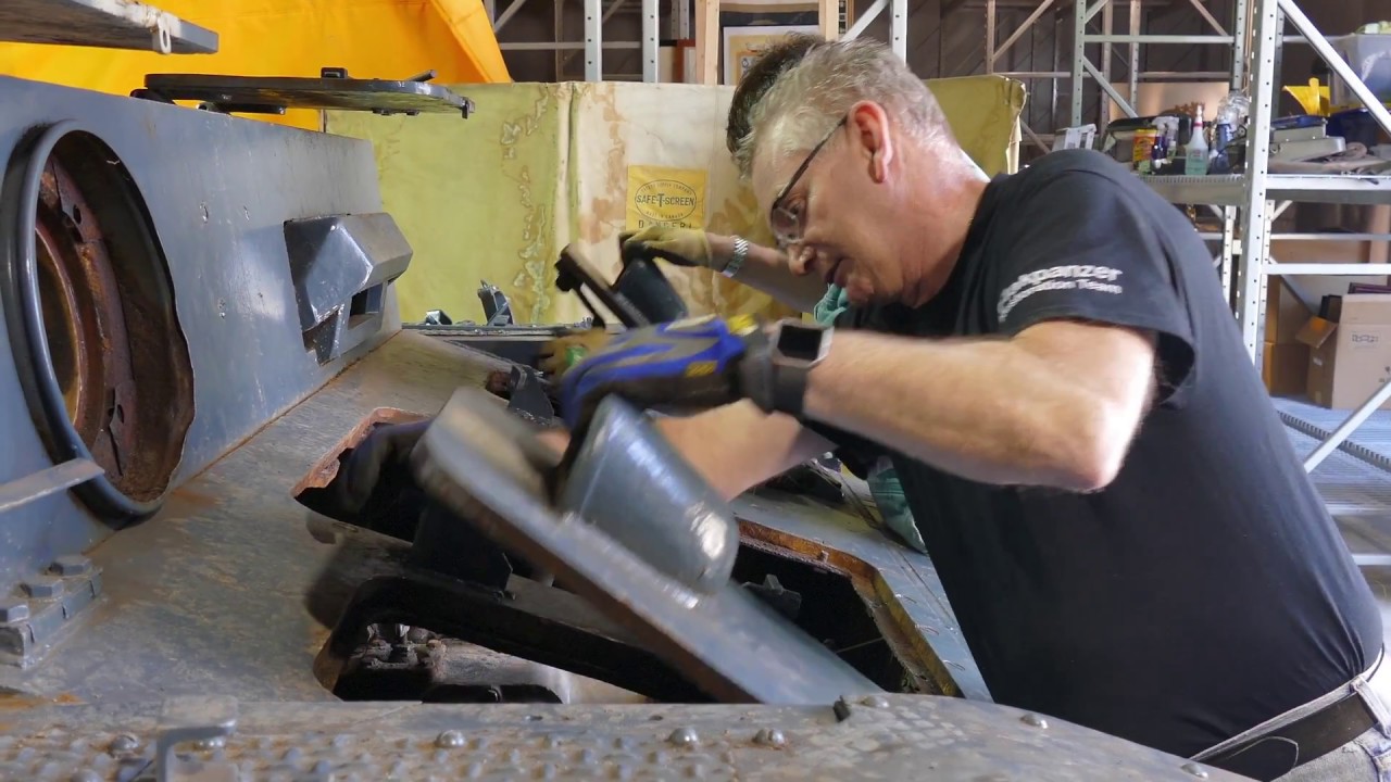 Flakpanzer Restoration: Moving the Flakpanzer After 70 Years of Rest (April 1, 2017 - Part 1)