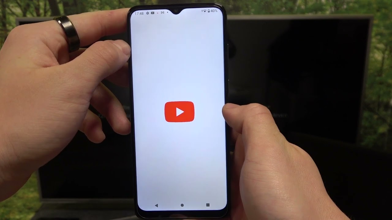 How to Cast Screen via YouTube in MOTOROLA Moto E22 - Use Screen Cast Feature