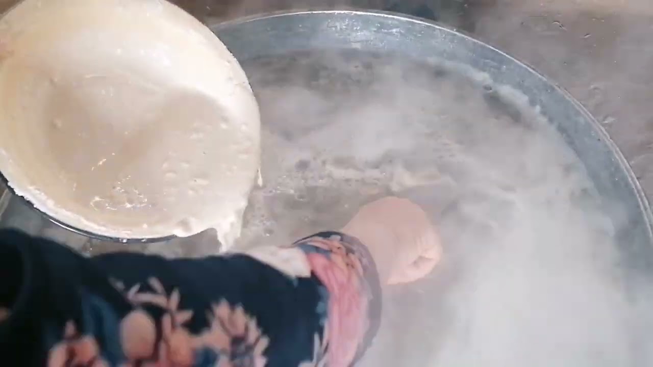 АНА ДАЛДА ВА ОТАЛАРА БИНЕД😋НАВРУЗИИ КУЧАИ ФРУНЗЕ👍