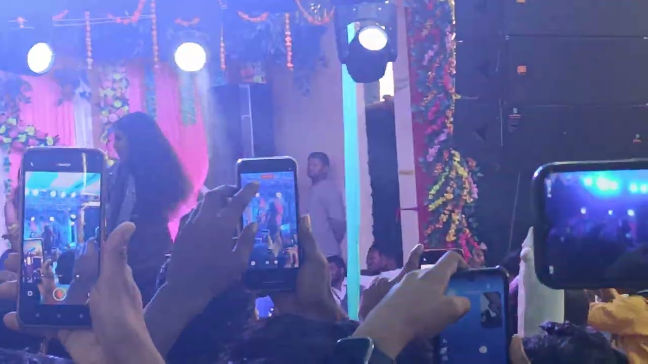 Bhojpuri gana per baje pura dance kiya hai pura viral 🦅🥰🥰