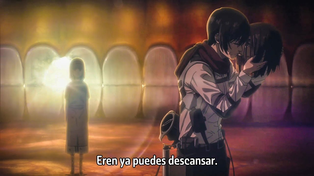 Mikasa besa a Eren despues de su muerte