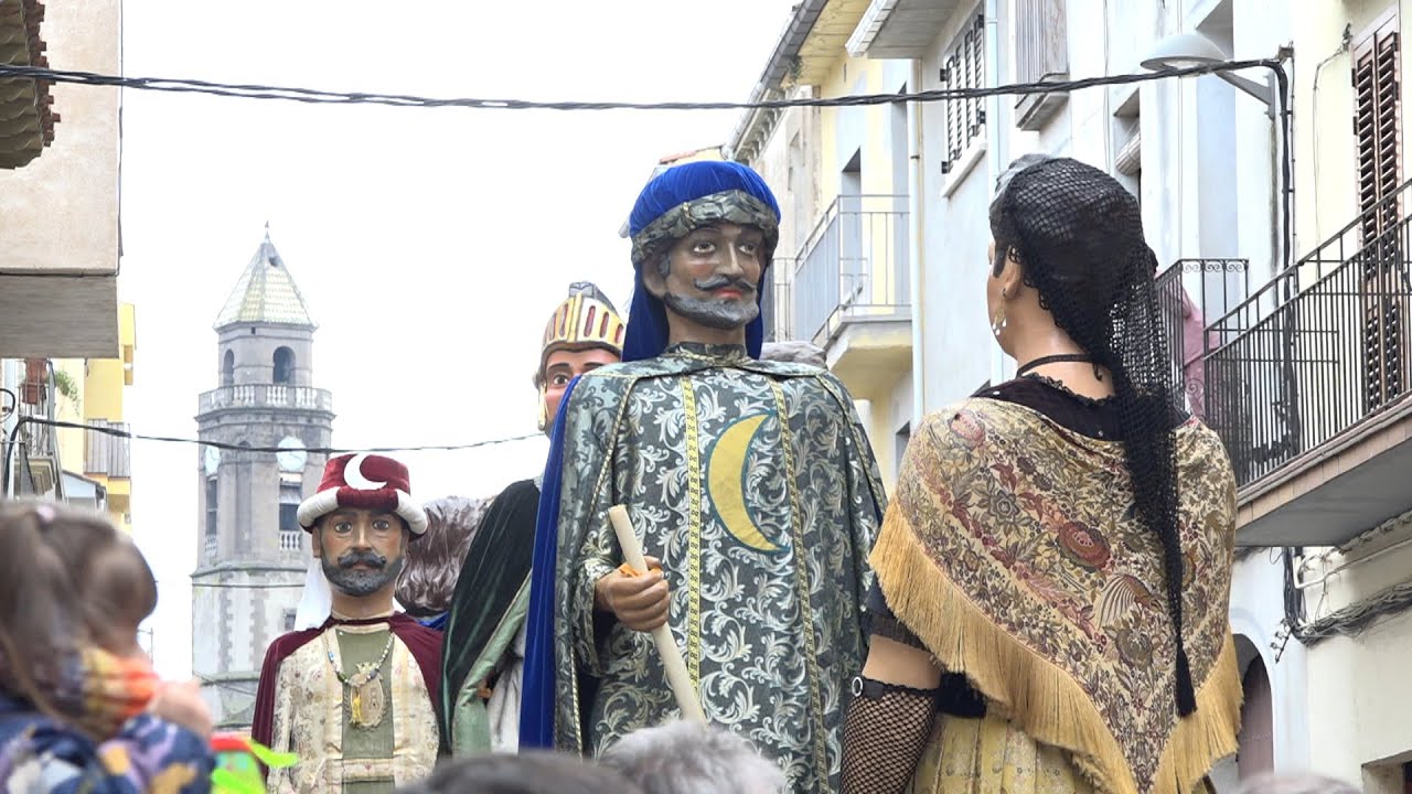 Primera edició multitudinària de la GeSgantada, a Torelló