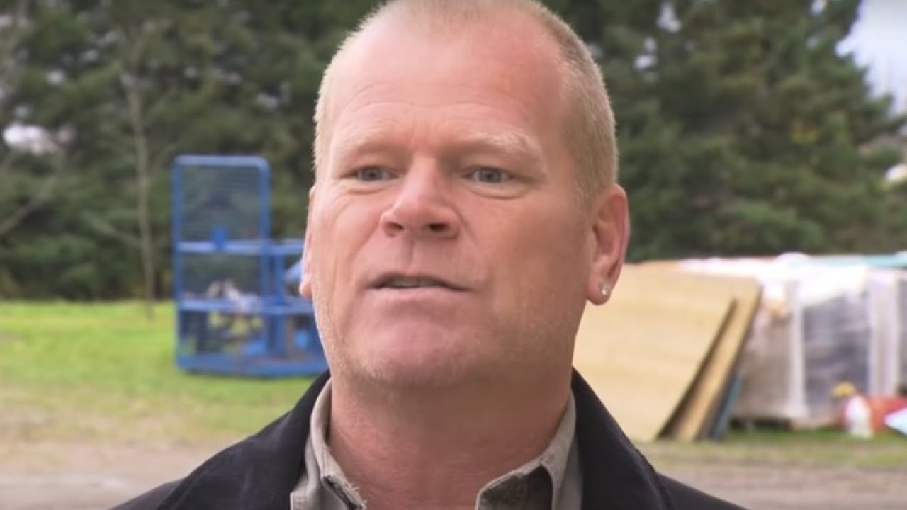 What Nobody Ever Told You About Mike Holmes