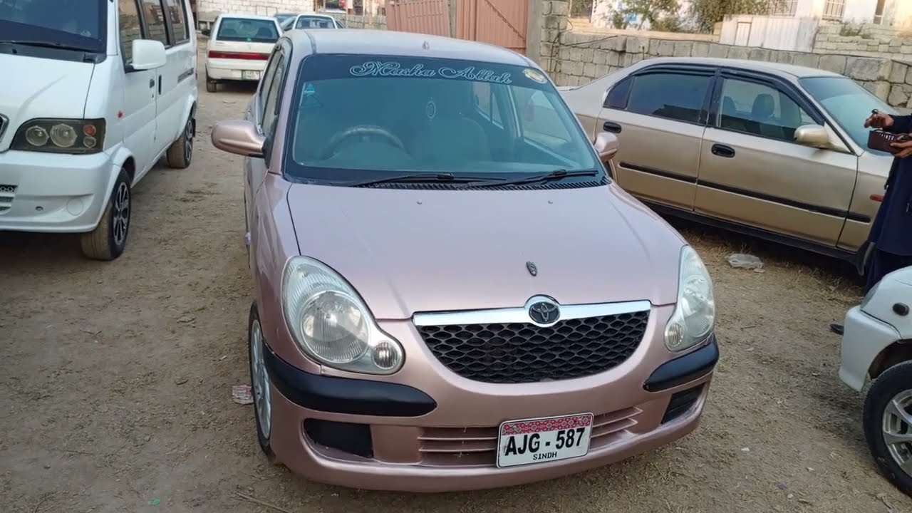 Toyota duet for sale in Pakistan, model 2006