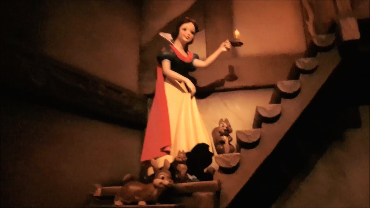 Snow White's Scary Adventures, Disneyland Park, Disneyland Resort