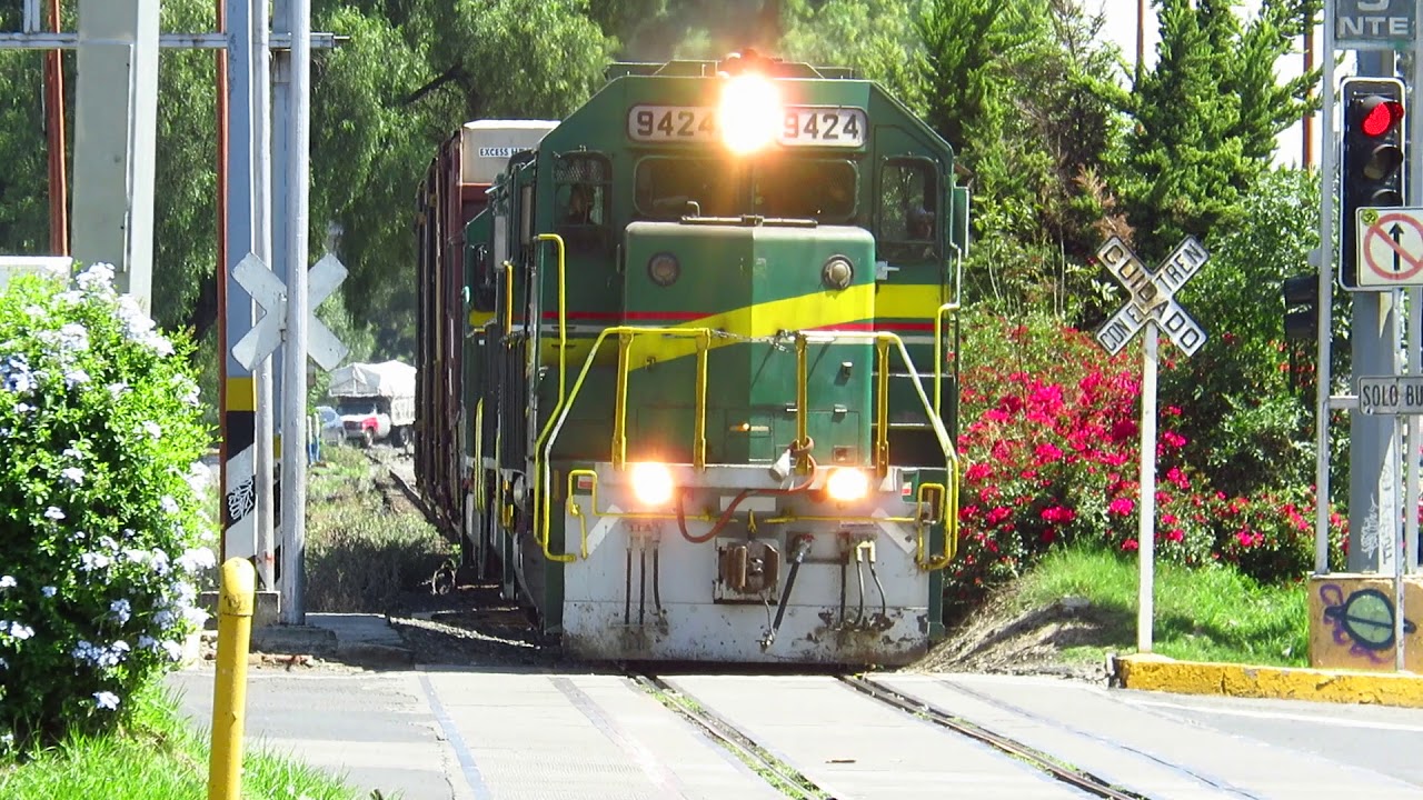 Ferrovalle 9424, 2106 y 2105 en El Rosario