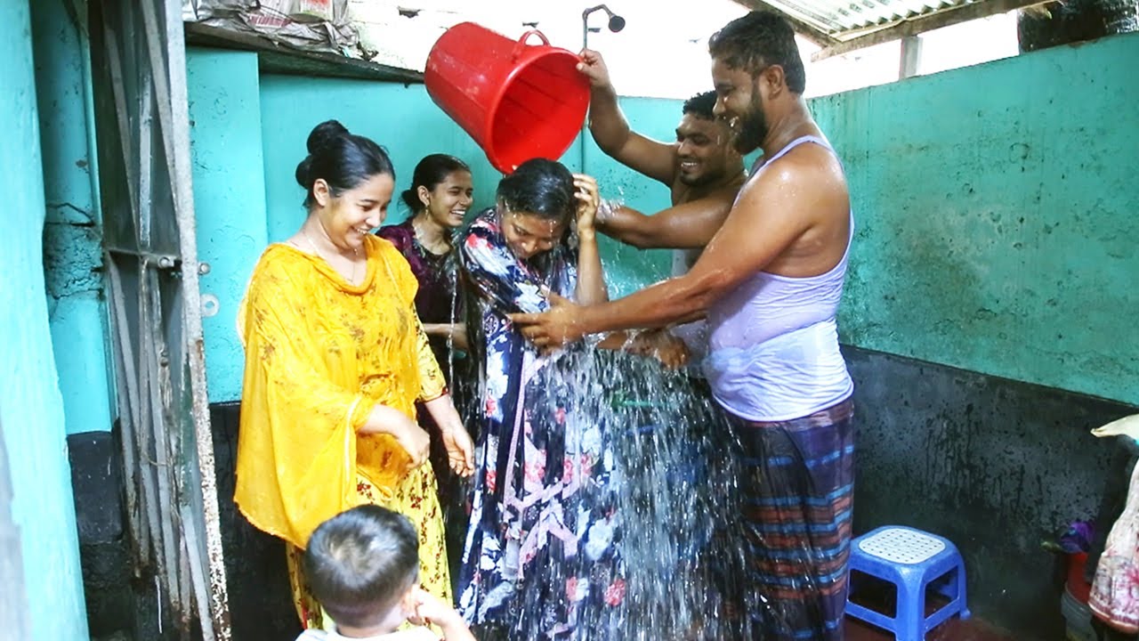 বিয়ের গোসলের মজার দৃশ্য | গ্রামের বিয়ে বাড়ির অনুষ্ঠানের ভিডিও