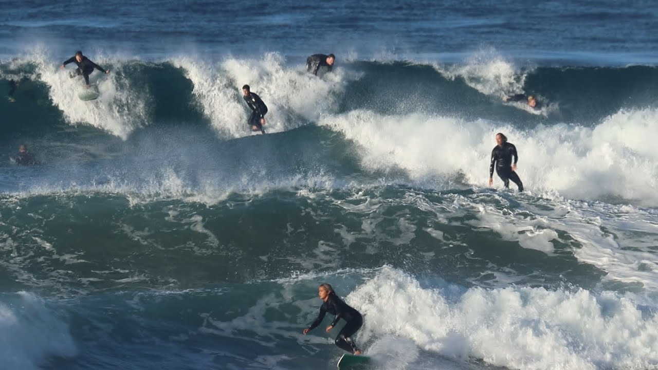 Surfers swarm Swamis in pumping overhead waves! (Dec 27, 2025)